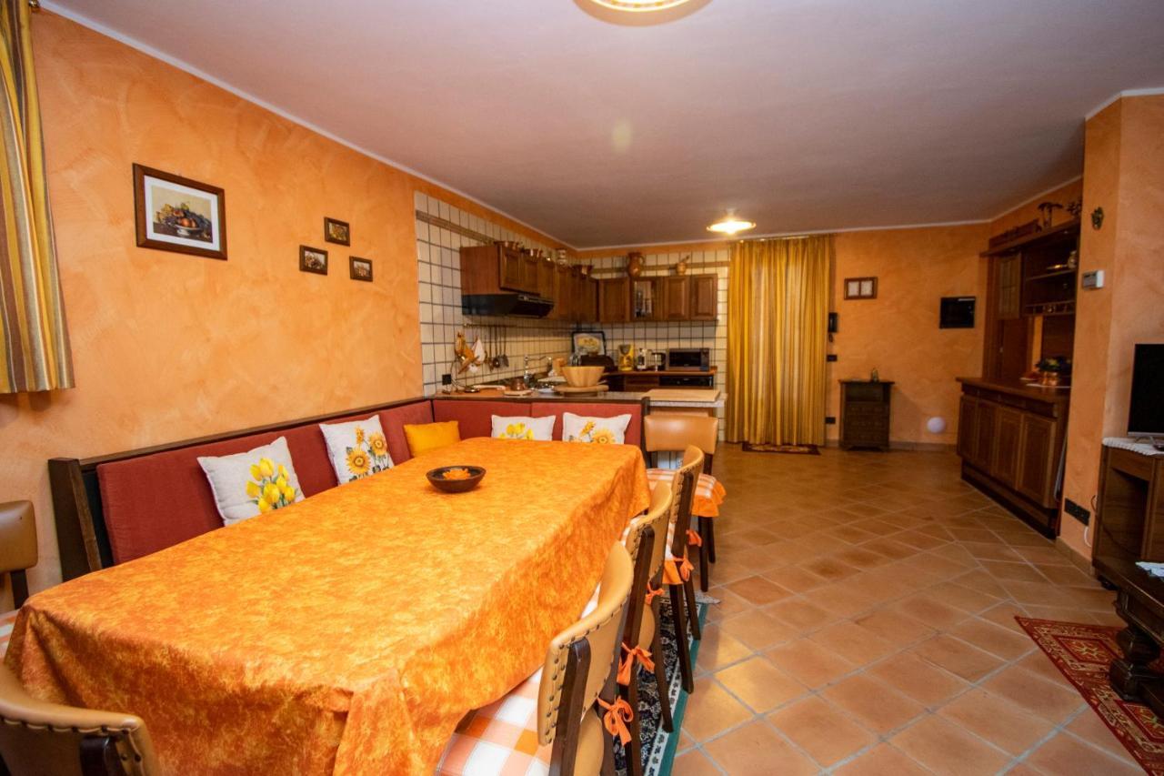 Family Gb - Dimora Fiorita Villa Armeno Dış mekan fotoğraf